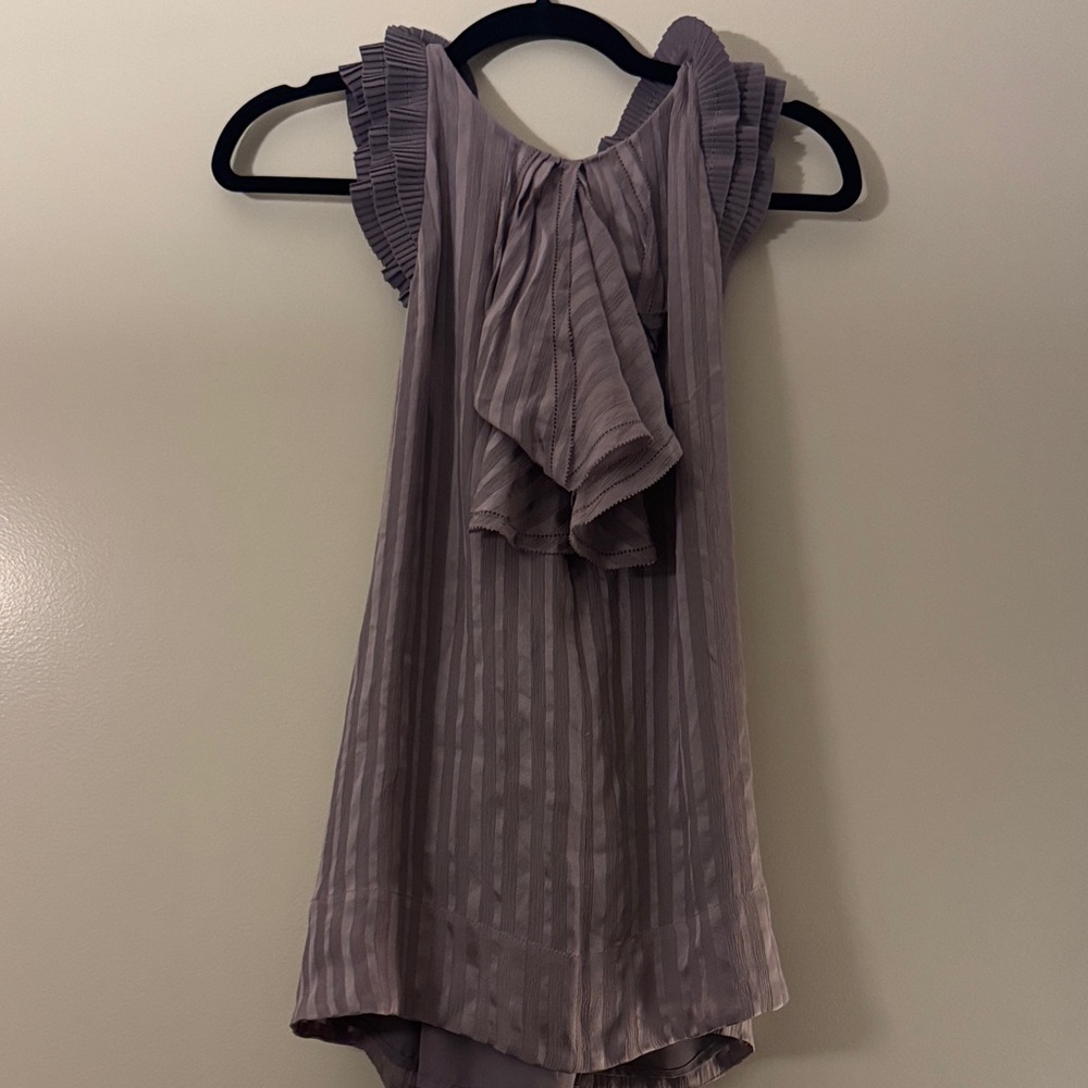 Sleeveless Ruffle Neck Women's Top - Lavender